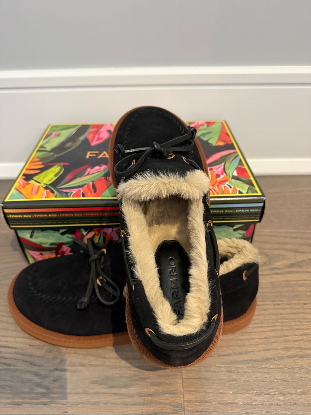 Farm Rio shearling lined moccasin shoe - Picture 4 of 7